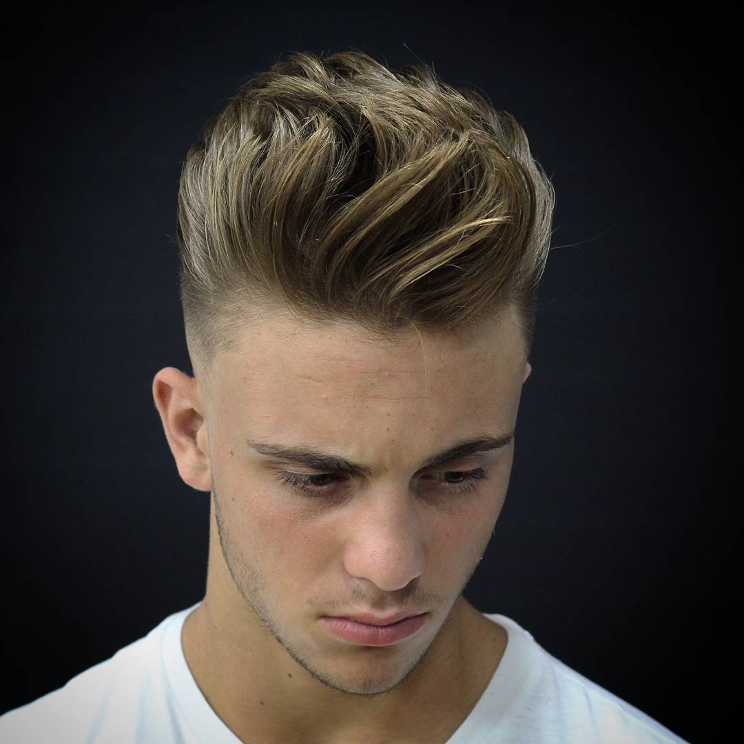 Top 10 kiểu tóc đẹp và phù hợp cho nam giới vào mùa hè  Hòa Barber Shop