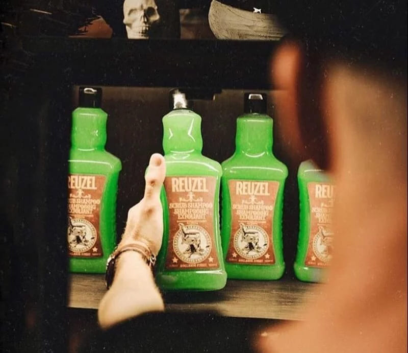 Reuzel Scrub Shampoo từ Hà Lan